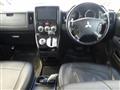 2015 Mitsubishi Delica D5