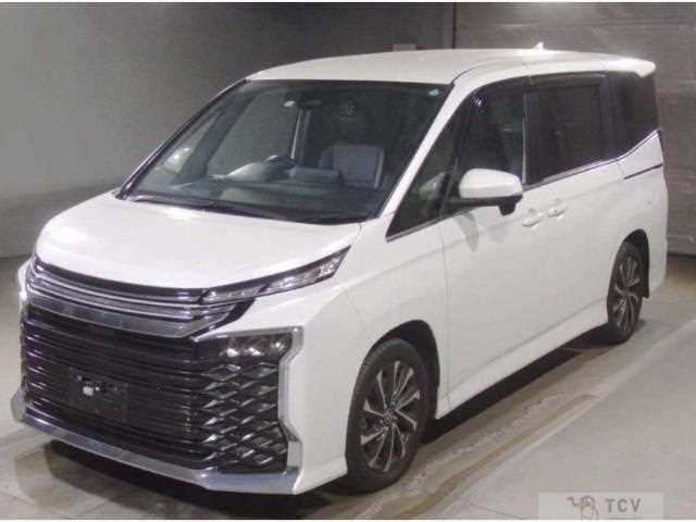 2022 Toyota Voxy