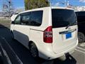 2013 Toyota Noah