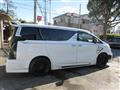 2016 Toyota Vellfire