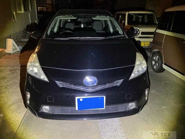 2011 Toyota PRIUS α