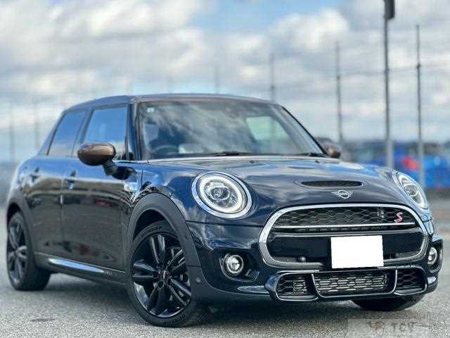 2021 BMW MINI