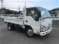 2015 Isuzu Elf Truck