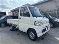 2013 Mitsubishi Minicab Truck