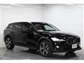 2025 Volvo Cross Country