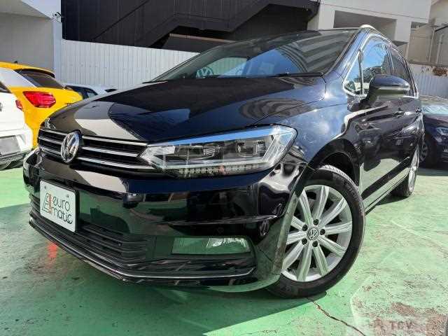 2018 Volkswagen Golf Touran