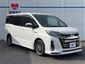 2017 Toyota Noah