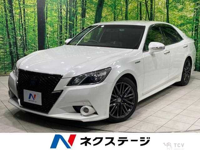 2015 Toyota Crown Hybrid