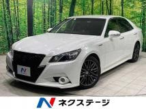 2015 Toyota Crown Hybrid