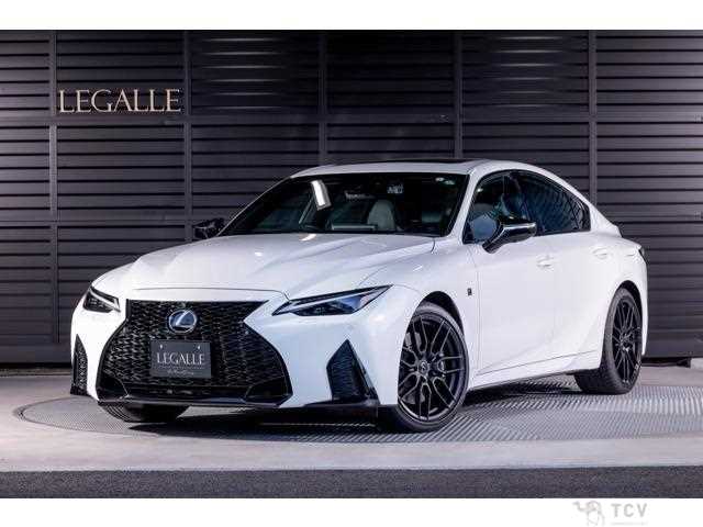 2023 Lexus IS