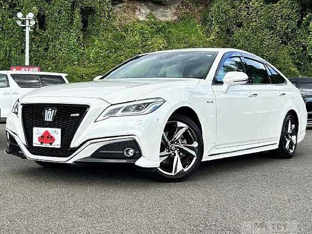 2018 Toyota Crown Hybrid