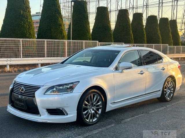 2013 Lexus LS