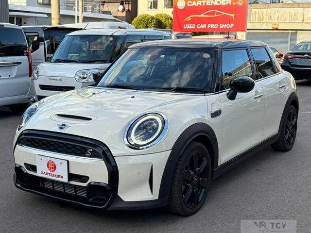2023 BMW MINI