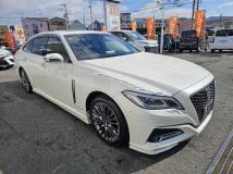 2020 Toyota Crown Hybrid