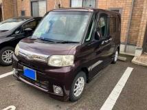 2012 Daihatsu Tanto