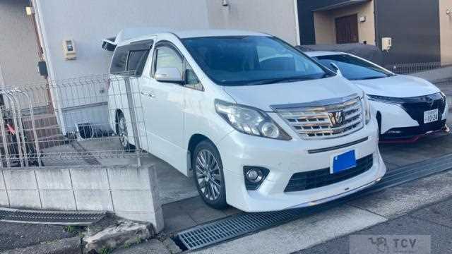 2013 Toyota Alphard G