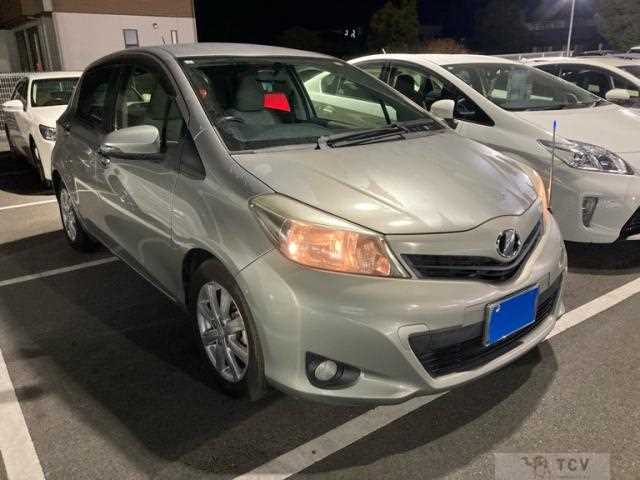 2013 Toyota Vitz
