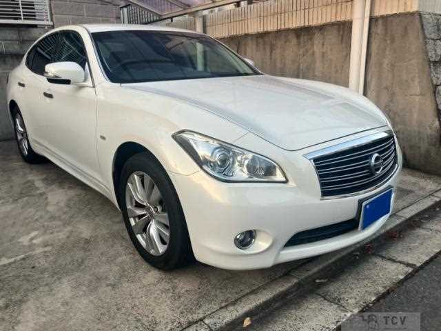 2010 Nissan Fuga