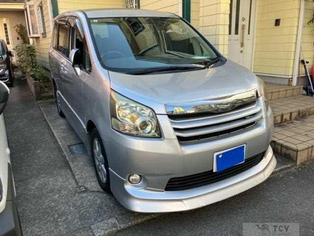 2009 Toyota Noah