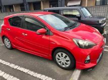 2013 Toyota AQUA