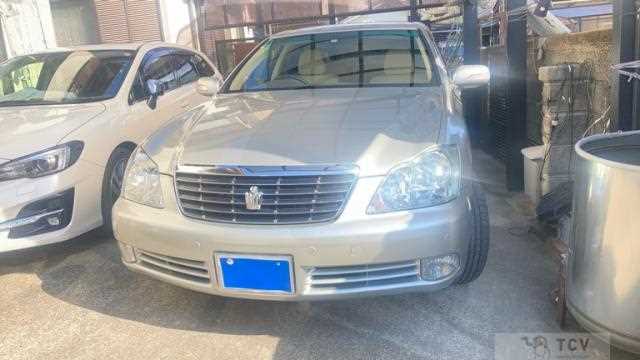 2004 Toyota Crown