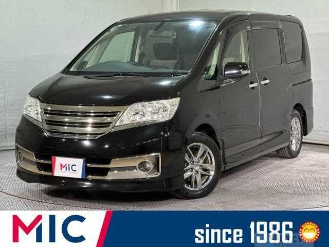 2013 Nissan Serena