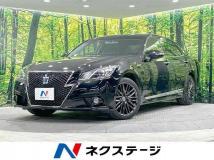 2014 Toyota Crown Hybrid