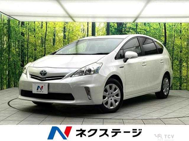 2013 Toyota PRIUS α