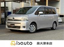 2013 Toyota Voxy