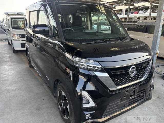 2023 Nissan ROOX