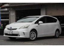 2013 Toyota PRIUS α