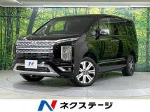 2019 Mitsubishi Delica D5