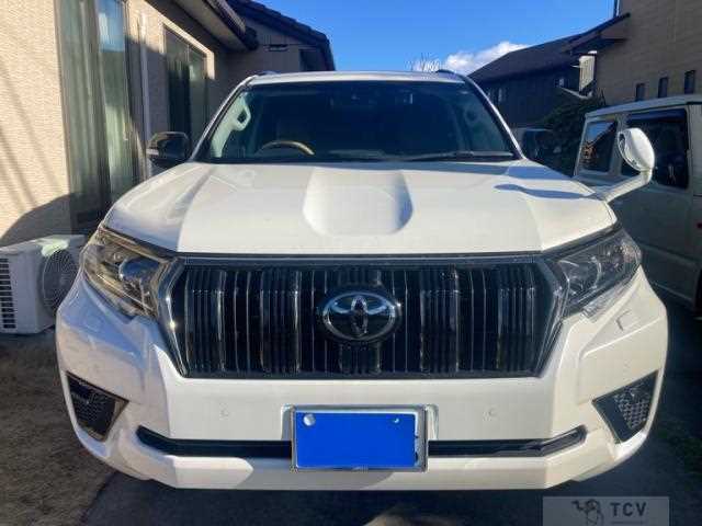 2022 Toyota Land Cruiser Prado