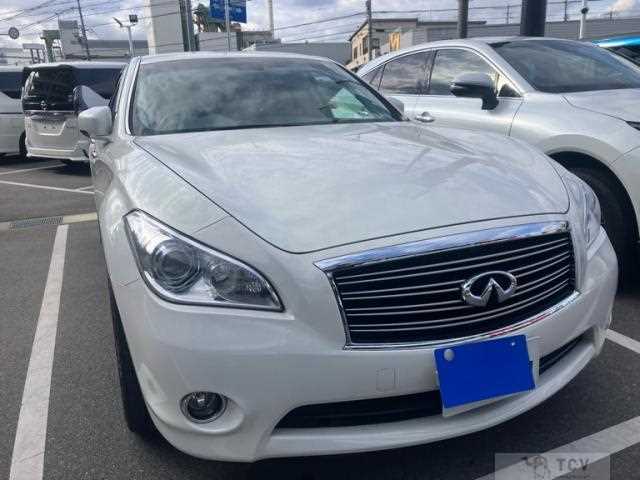 2012 Nissan Fuga