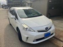 2012 Toyota PRIUS α