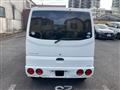 2009 Mitsubishi Minicab Van