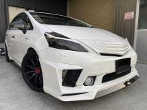 2013 Toyota PRIUS α