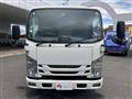 2020 Isuzu Elf Truck