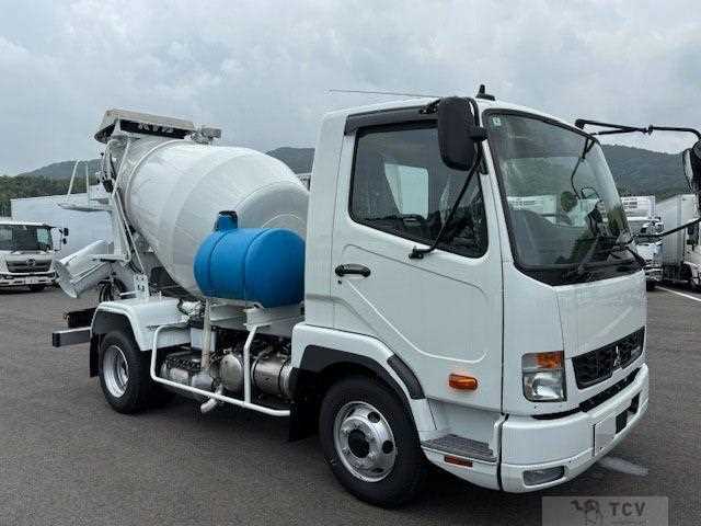 2025 Mitsubishi Fuso Fighter