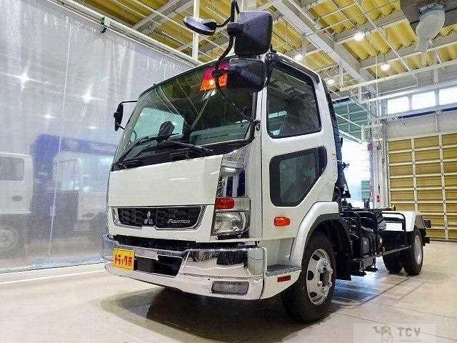 2025 Mitsubishi Fuso Fighter