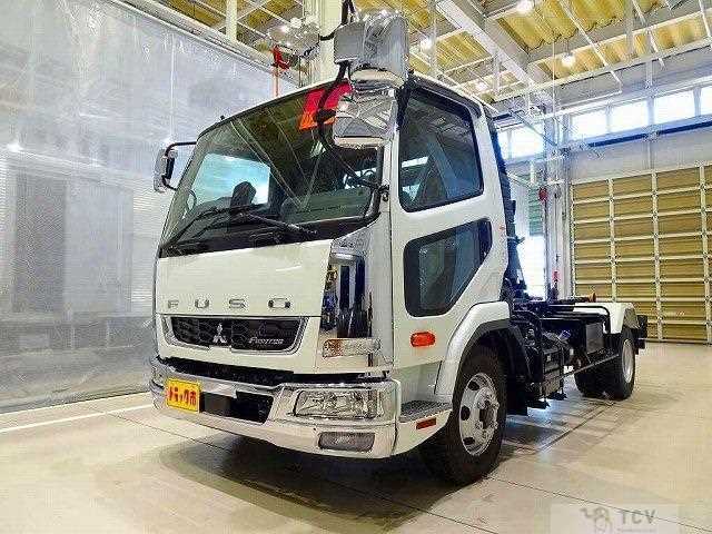 2025 Mitsubishi Fuso Fighter