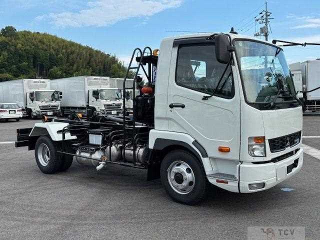 2025 Mitsubishi Fuso Fighter