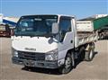 2015 Isuzu Elf Truck