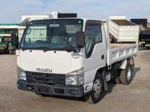 2015 Isuzu Elf Truck