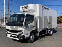 2025 Mitsubishi Fuso Canter