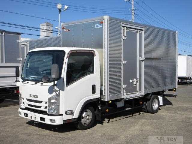 2016 Isuzu Elf Truck