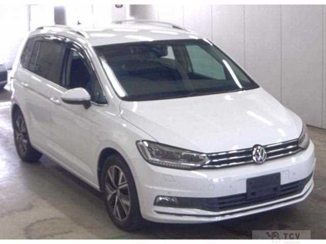 2021 Volkswagen Golf Touran