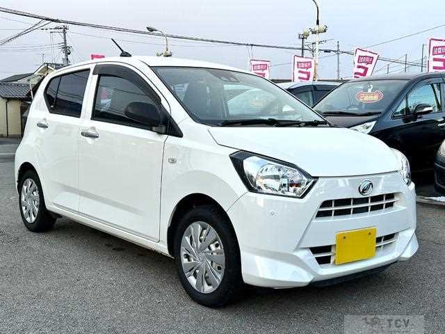 2017 Daihatsu Mira
