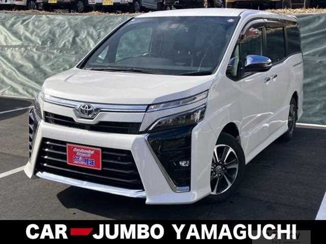 2020 Toyota Voxy