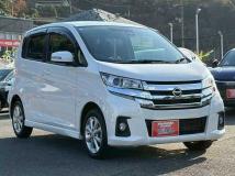 2015 Nissan Nissan Others